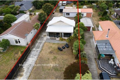 Photo of property in 261 Estuary Road, South New Brighton, Christchurch, 8062