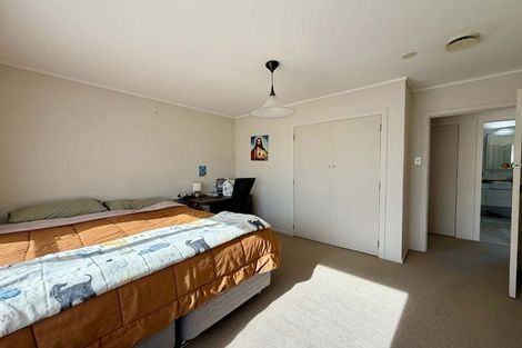 Photo of property in 17 Heaphy Street, Westown, New Plymouth, 4310