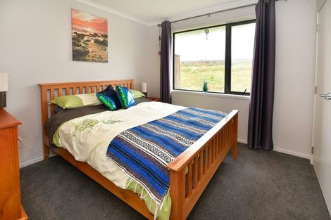 Photo of property in 137 Tuparekura Road, South Head, Helensville, 0874