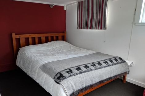 Photo of property in 2 Torless Terrace, Thorndon, Wellington, 6011