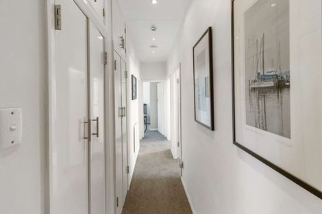 Photo of property in 25 Caffray Avenue, Aramoho, Whanganui, 4500