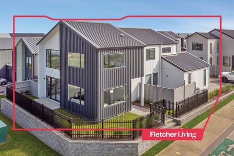 Photo of property in 17 Park Green Avenue, Rosehill, Papakura, 2113