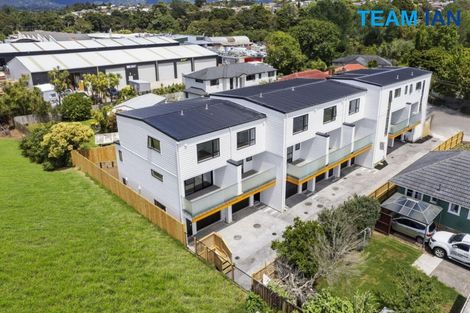 Photo of property in 1/68 Smythe Road, Henderson, Auckland, 0612