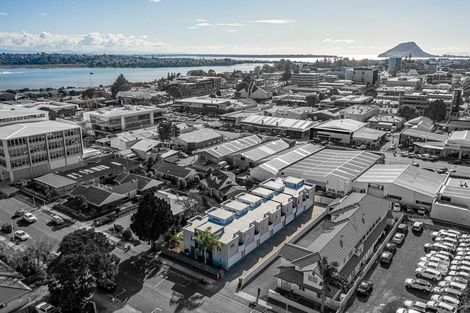 Photo of property in 5/29 Third Avenue, Tauranga, 3110