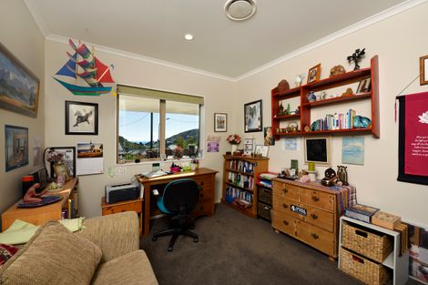 Photo of property in 19 Devenish Place, Atawhai, Nelson, 7010