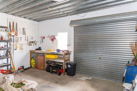 Photo of property in 8 Chamberlain Street, Dannevirke, 4930