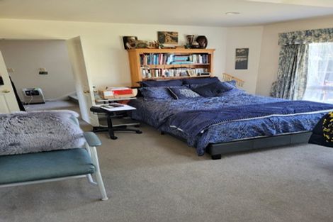 Photo of property in 13 Swanson Oaks, Swanson, Auckland, 0612