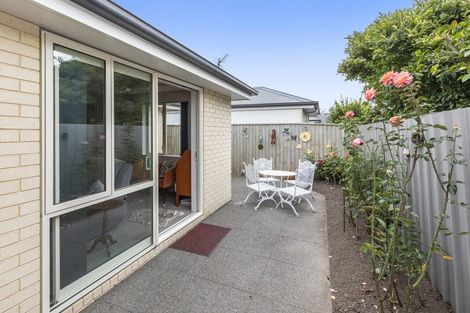 Photo of property in 2/6 Nicholls Road, Halswell, Christchurch, 8025