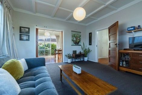 Photo of property in 154 Williams Street, Cambridge, 3434