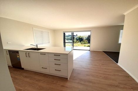 Photo of property in 51 Ridge Drive, Omokoroa, 3114