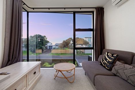 Photo of property in 18 Motiti Road, Papamoa Beach, Papamoa, 3118