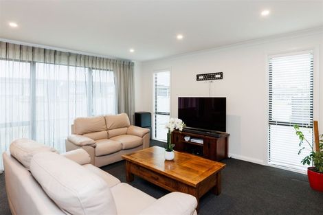 Photo of property in 5 Freedom Drive, Kelvin Grove, Palmerston North, 4414