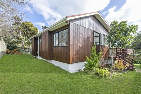 Photo of property in 103b Woodglen Road, Glen Eden, Auckland, 0602