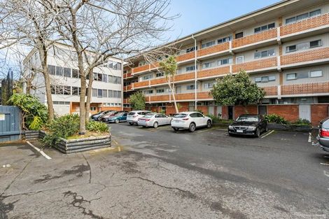 Photo of property in 1d/94 Dominion Road, Mount Eden, Auckland, 1024