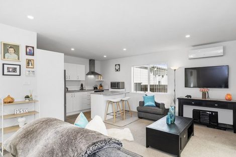 Photo of property in 11 Kamahi Crescent, Papamoa Beach, Papamoa, 3118