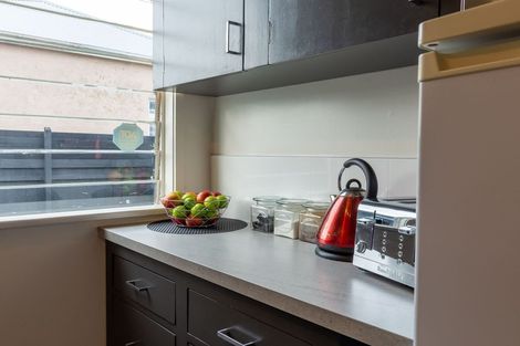 Photo of property in 35 Wesley Street, South Dunedin, Dunedin, 9012