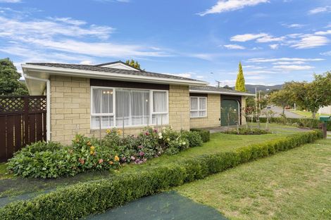 Photo of property in 2 Princeton Road, Raumati Beach, Paraparaumu, 5032
