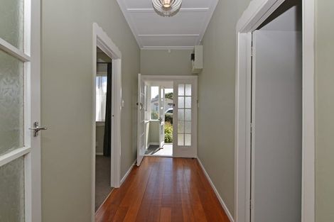 Photo of property in 2 Collins Street, Petone, Lower Hutt, 5012