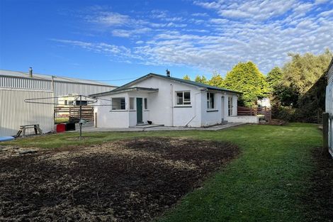 Photo of property in 16 Green Street, Gore, 9710