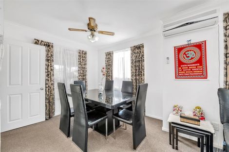 Photo of property in 14 Cyclamen Road, Mangere, Auckland, 2022