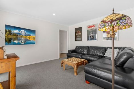 Photo of property in 25 Capstone Place, Te Kamo, 0185