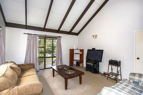 Photo of property in 2/23 Gaylands Place, Opaheke, Papakura, 2113