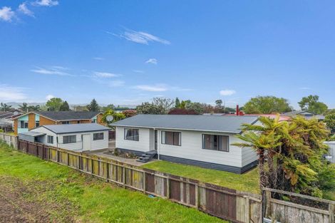 Photo of property in 14b Titoki Place, Edgecumbe, 3120