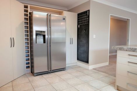 Photo of property in 6 Trusham Court, Paraparaumu, 5032