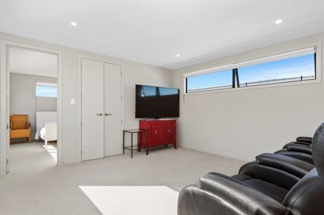 Photo of property in 12 Tuangi Way, Papamoa Beach, Papamoa, 3118