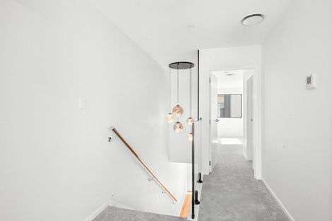 Photo of property in 102a Te Oneroa Way, Long Bay, Auckland, 0630