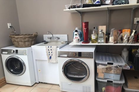 Photo of property in 82 Rintoul Street, Newtown, Wellington, 6021