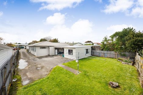 Photo of property in 8 Marne Street, Hokowhitu, Palmerston North, 4410