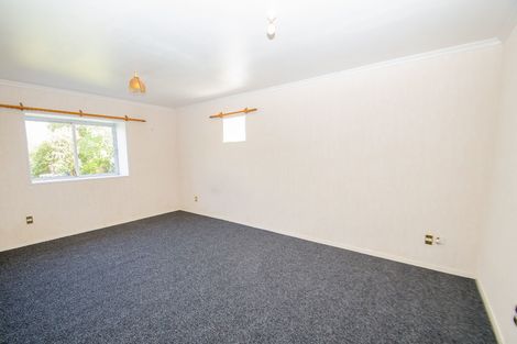 Photo of property in 2 Estuary Crescent, Fairfield, Dunedin, 9018