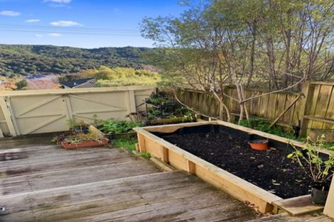 Photo of property in 91 Milton Terrace, Picton, 7220