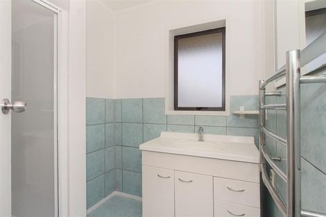 Photo of property in 16 Rata Street, Waiuku, 2123