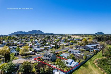 Photo of property in 37 Grace Crescent, Richmond Heights, Taupo, 3330