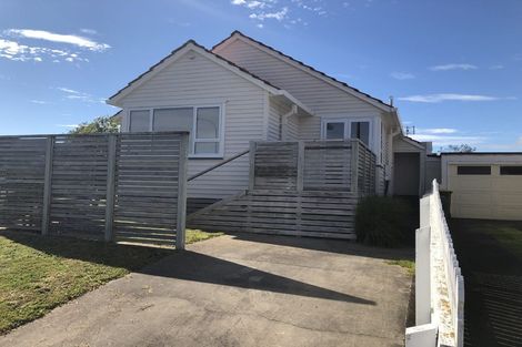 Photo of property in 202 Coronation Avenue, Welbourn, New Plymouth, 4310