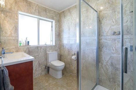 Photo of property in 49 Patts Avenue, Glendene, Auckland, 0602