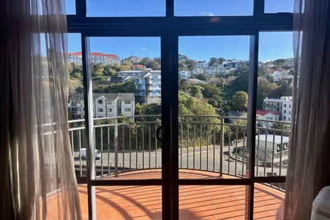 Photo of property in Atrium Towers, 9f/154 The Terrace, Wellington Central, Wellington, 6011