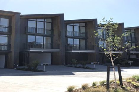 Photo of property in 8 Amber Court, Stonefields, Auckland, 1072