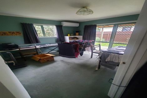 Photo of property in 98 Settlement Road, Papakura, 2110