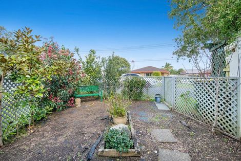 Photo of property in 29k Springs Road, Parakai, 0830