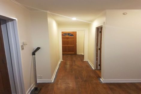 Photo of property in 36 Woodside Road, Massey, Auckland, 0614