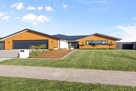 Photo of property in 41 Pinehurst Crescent, Morrinsville, 3300