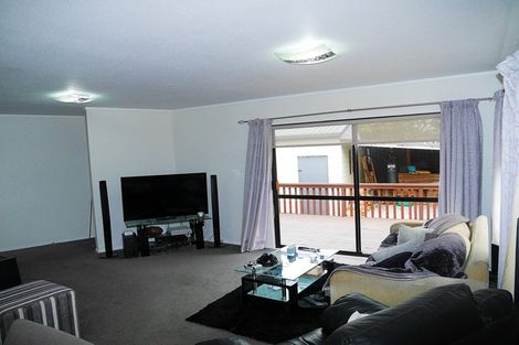 Photo of property in 22 Rosewood Place, Paraparaumu, 5032