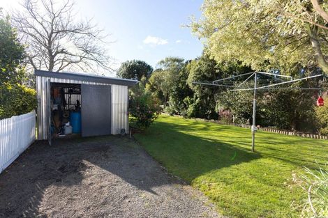 Photo of property in 3 Heretaunga Road, Maharahara, Dannevirke, 4972