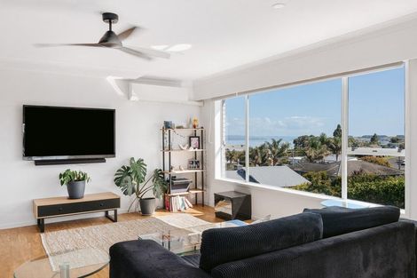 Photo of property in 6 Coppelia Avenue, Omokoroa, 3114