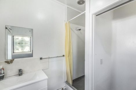 Photo of property in 8/10a Arabi Street, Sandringham, Auckland, 1041