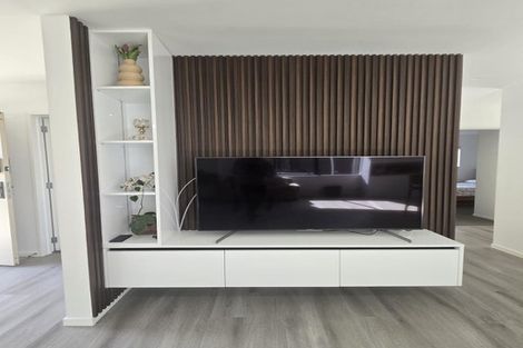 Photo of property in 45 Black Beech Crescent, Takanini, 2110