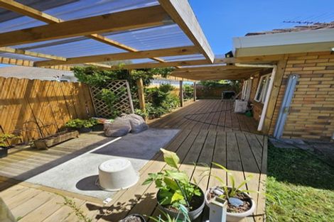 Photo of property in 42a Denbigh Avenue, Mount Roskill, Auckland, 1041